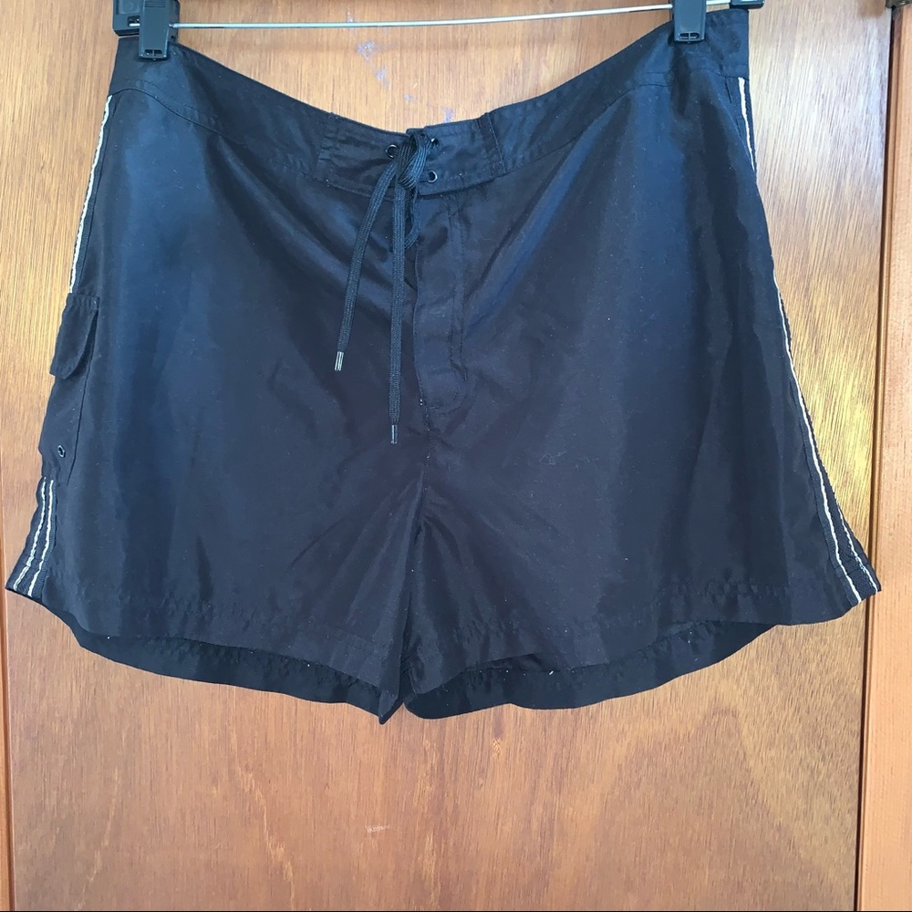 Women’s XL ST. JOHN’S BAY SWIM Black Cargo Board Shorts Pockets Swimwear EXC